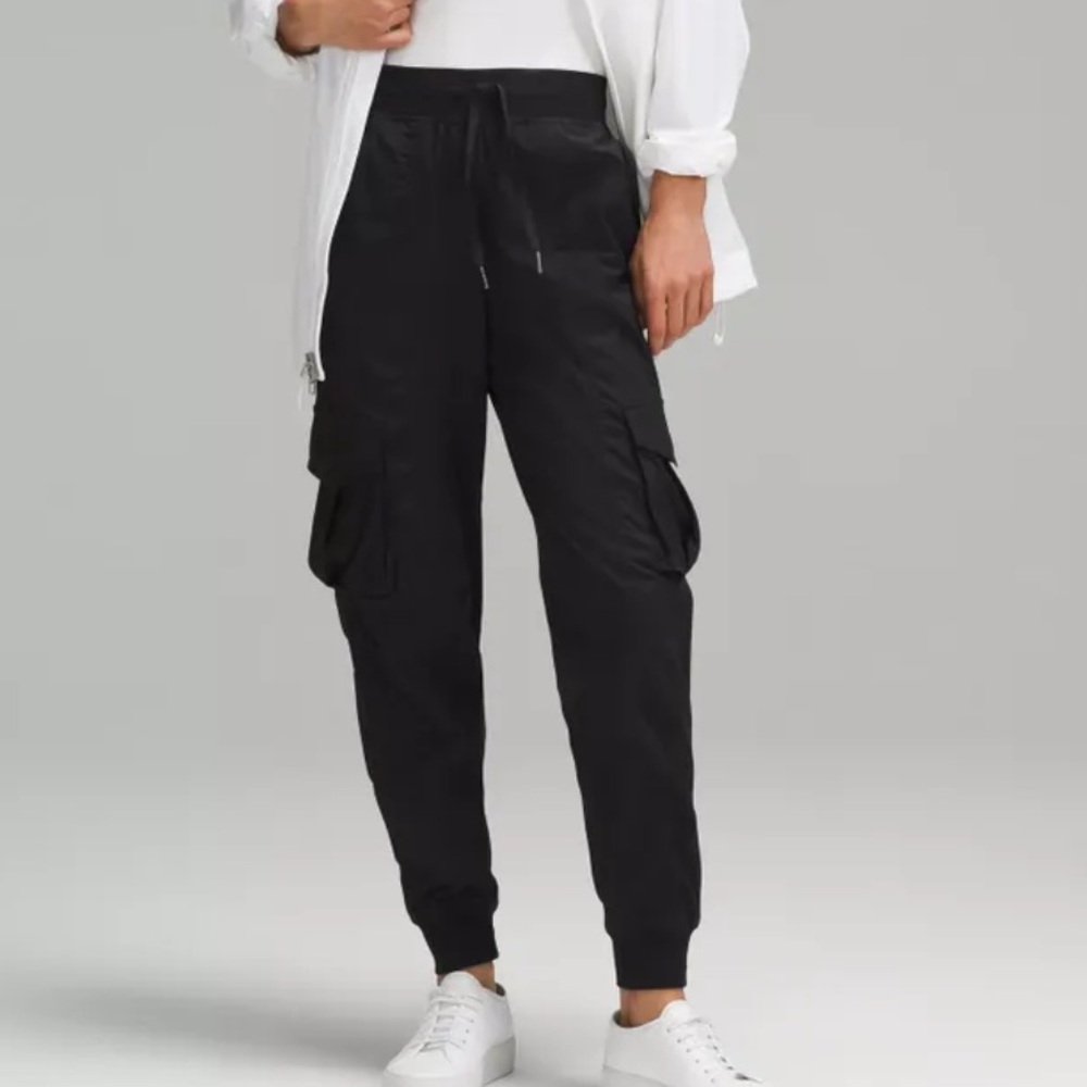 Lululemon dance studio cargo jogger